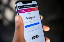 como ganar dinero con instagram sin mostrar la cara 2026