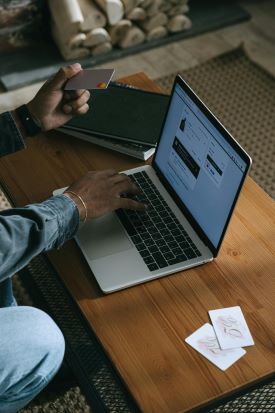 mejores cursos para ganar dinero online en español 2026