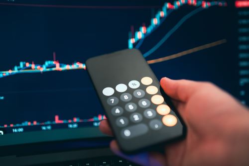 factores que influyen cuanto paga youtube ingresos